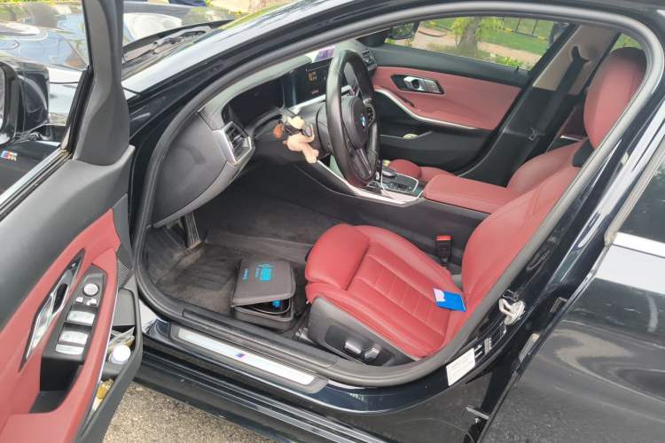 Used BMW 3 Series 2021 Second Facelift 325Li M Sport Package Driver Seat