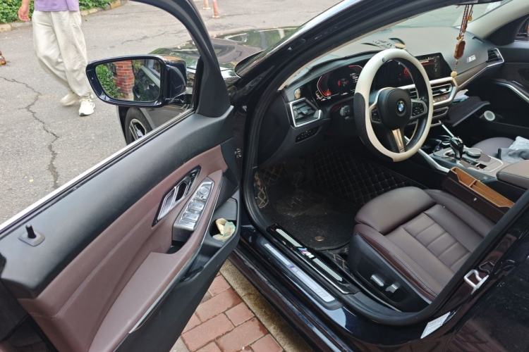Used BMW 3 Series 2021 325i M Sport Package Driver Seat