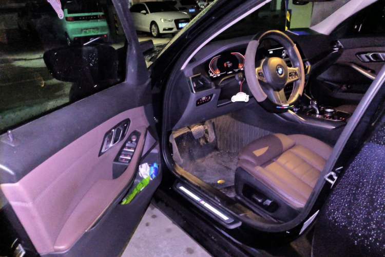 Used BMW 3 Series 2021 Facelifted 320Li M Sport Package Driver Seat
