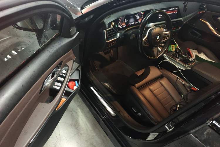 Used BMW 3 Series 2021 Second Facelift 325i M Sport Night Edition Package Driver Seat