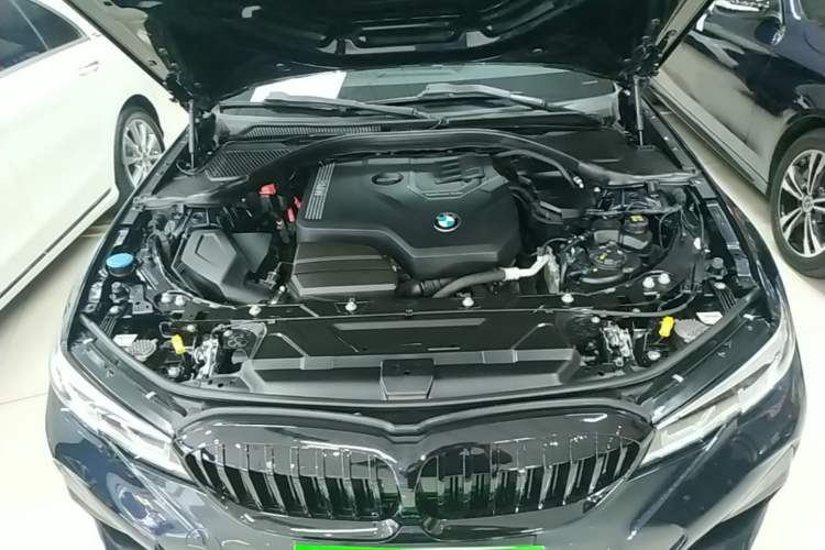 Used BMW 3 Series 2021 320Li M Sport Package Engine Bay