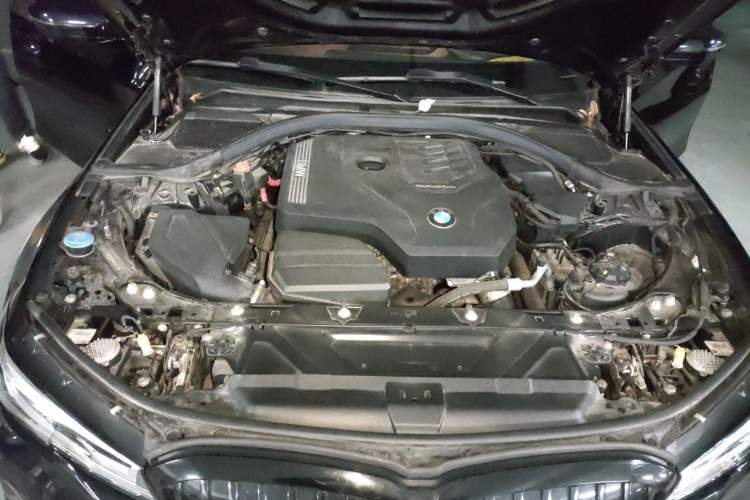 Used BMW 3 Series 2021 Facelifted 320Li M Sport Package Engine Bay