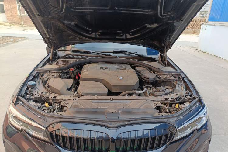 Used BMW 3 Series 2021 Restyled 325Li M Sport Package Engine Bay