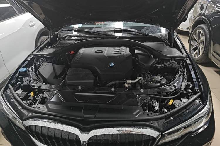Used BMW 3 Series 2021 Restyled 325Li M Sport Package Engine Bay