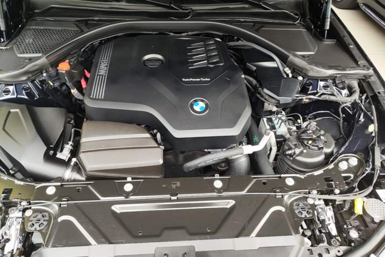 Used BMW 3 Series 2021 Second Facelift 325Li M Sport Package Engine Bay