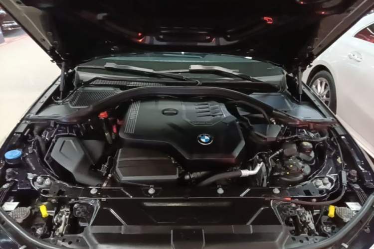 Used BMW 3 Series 2021 320Li M Sport Package Engine Bay