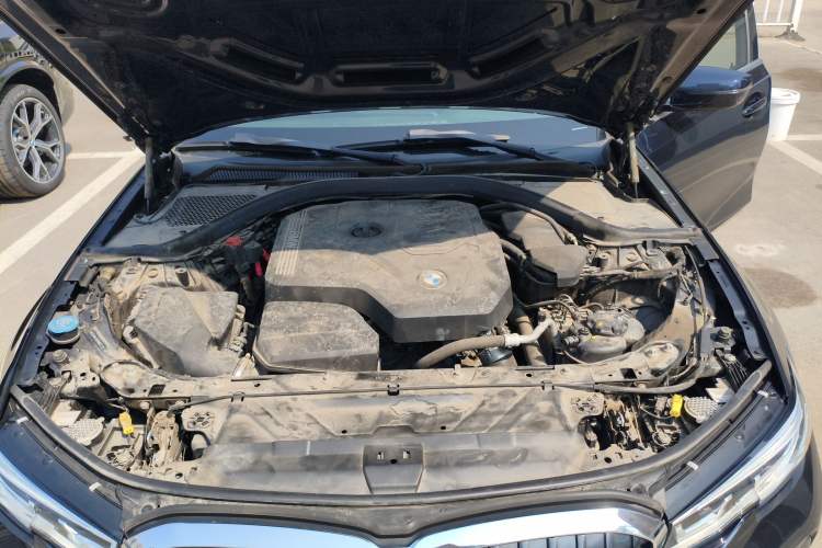 Used BMW 3 Series 2021 Second Facelift 325Li M Sport Package Engine Bay