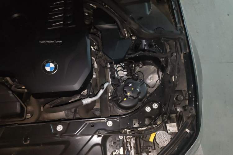 Used BMW 3 Series 2021 Second Facelift 320Li M Sport Package Engine Bay Left