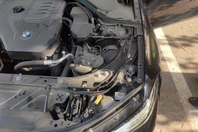 Used BMW 3 Series 2021 Restyled 325Li xDrive M Sport Package Engine Bay Left