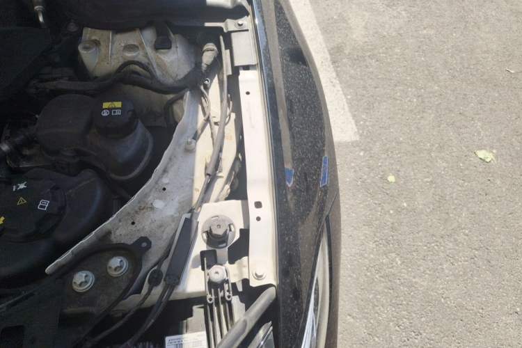 Used BMW 3 Series 2021 320Li M Sport Package Engine Bay Left