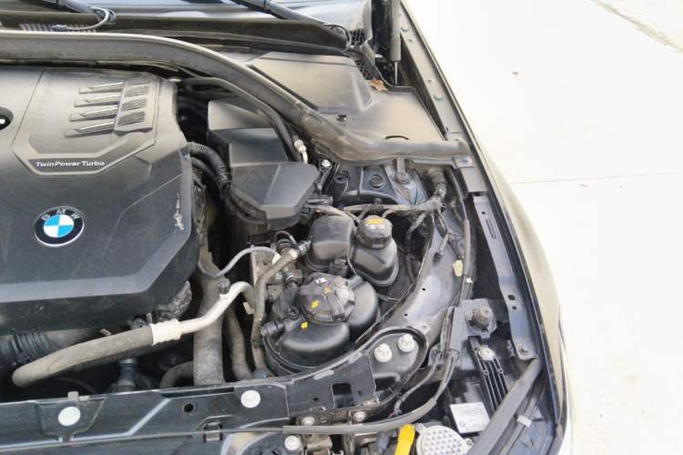 Used BMW 3 Series 2021 325i M Sport Night Edition package Engine Bay Left