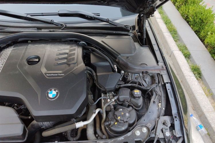 Used BMW 3 Series 2021 325i M Sport Night Edition package Engine Bay Left