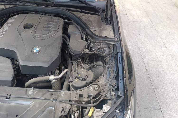 Used BMW 3 Series 2021 325i M Sport Night Edition package Engine Bay Left