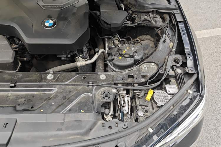 Used BMW 3 Series 2021 Second Facelift 325Li M Sport Package Engine Bay Left