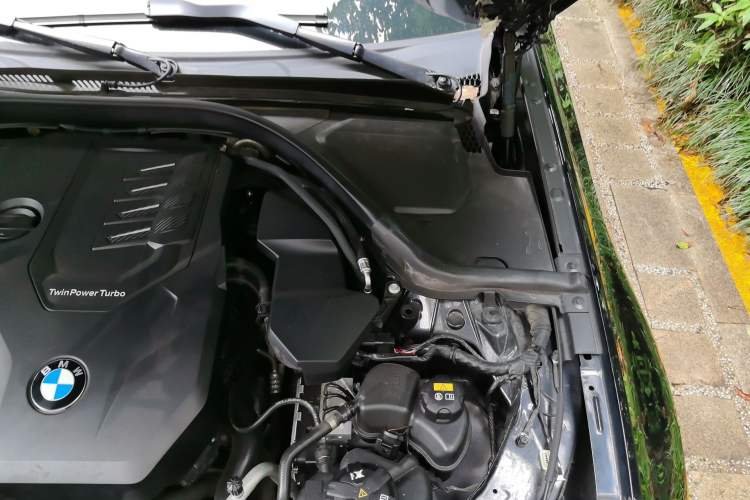 Used BMW 3 Series 2021 320Li M Sport Package Engine Bay Left