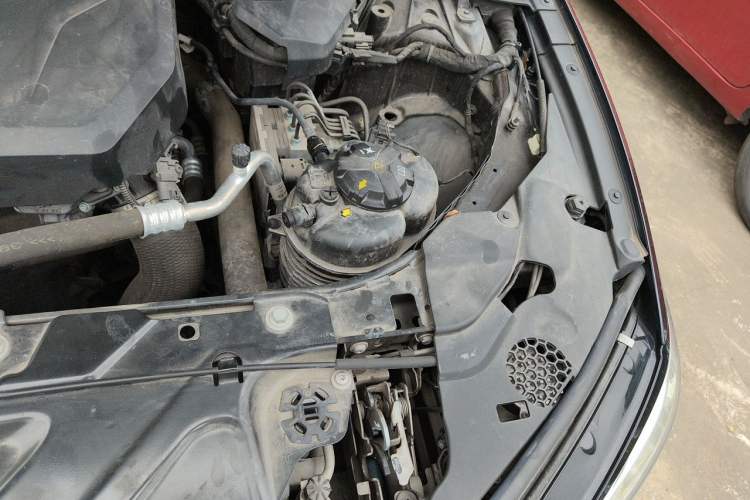 Used BMW 3 Series 2021 Restyled 325Li M Sport Package Engine Bay Left