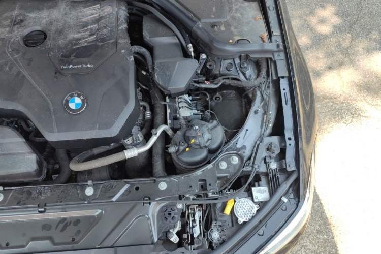 Used BMW 3 Series 2021 Second Facelift 325Li M Sport Package Engine Bay Left