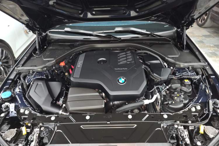 Used BMW 3 Series 2021 320Li M Sport Package Engine Bay