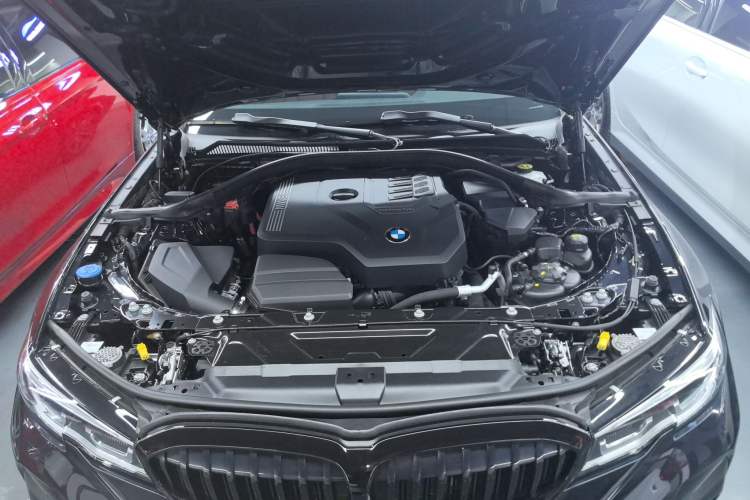 Used BMW 3 Series 2021 325Li M Sport Package Engine Bay