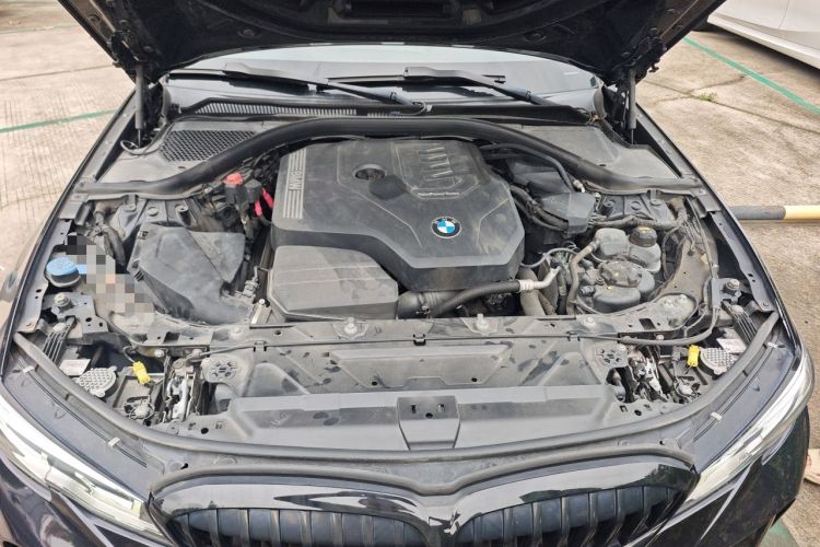 Used BMW 3 Series 2021 325Li M Sport Shadowline Package Engine Bay