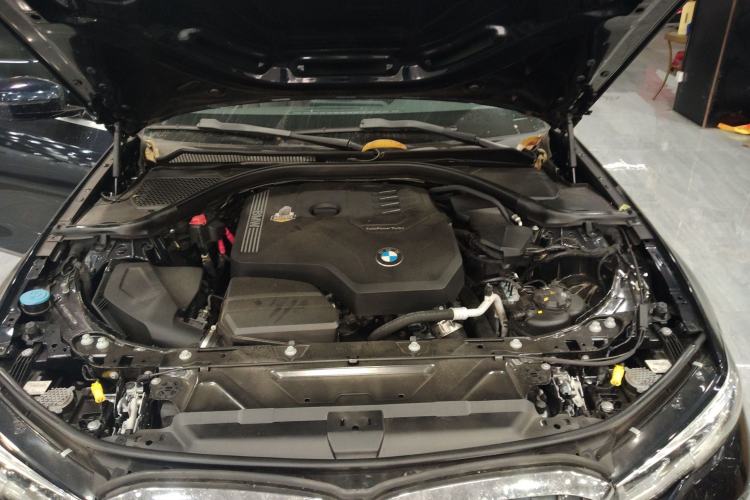Used BMW 3 Series 2021 Facelifted 320Li M Sport Package Engine Bay
