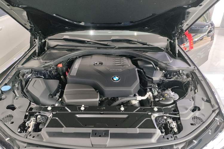 Used BMW 3 Series 2021 Facelifted 320Li M Sport Package Engine Bay
