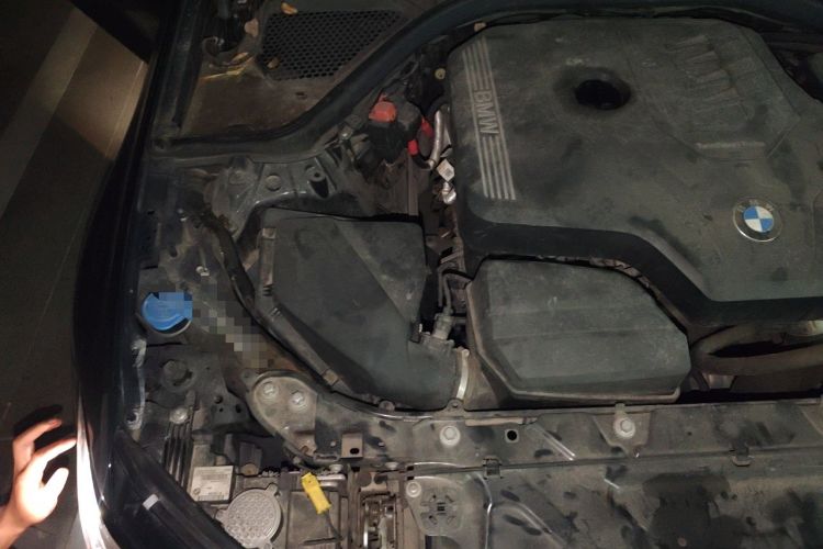 Used BMW 3 Series 2021 Restyled 325i M Sport Night Edition Package Engine Bay Right