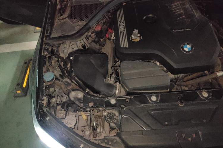Used BMW 3 Series 2021 325Li M Sport Shadowline Package Engine Bay Right