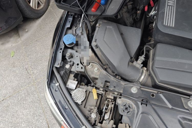 Used BMW 3 Series 2021 Restyled 325Li M Sport Package Engine Bay Right