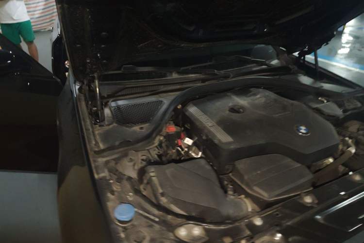 Used BMW 3 Series 2021 Restyled 325i M Sport Night Edition Package Engine Bay Right