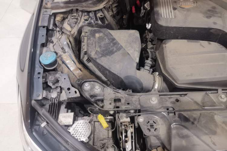 Used BMW 3 Series 2021 Second Facelift 325Li M Sport Night Edition Package Engine Bay Right