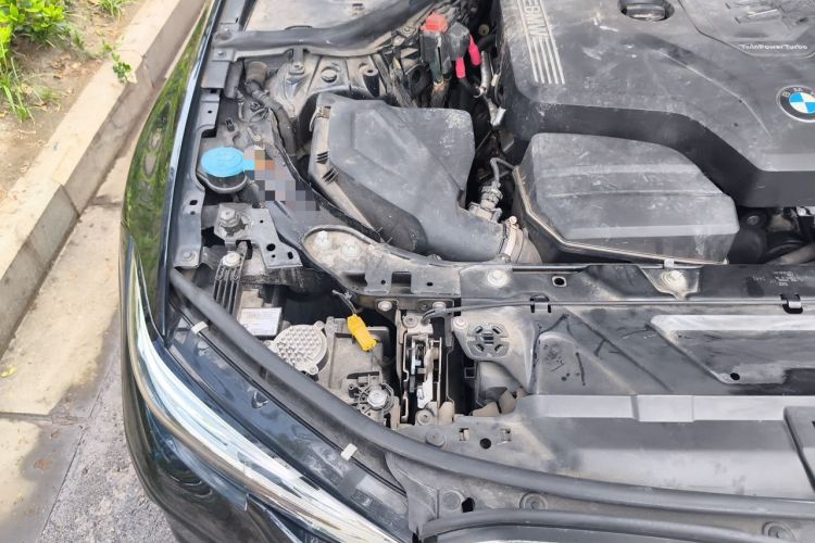 Used BMW 3 Series 2021 Second Facelift 325Li M Sport Package Engine Bay Right