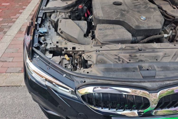 Used BMW 3 Series 2021 325i M Sport Package Engine Bay Right