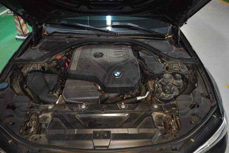 Used BMW 3 Series 2021 325i M Sport Night Edition package Engine Bay