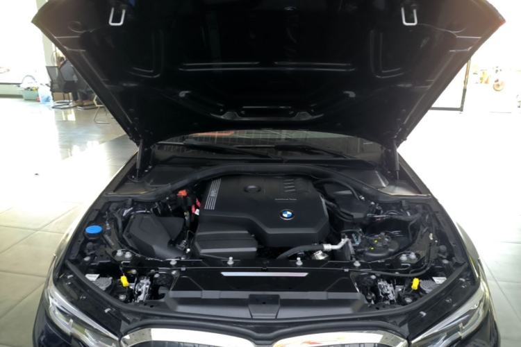 Used BMW 3 Series 2021 Second Facelift 325Li M Sport Package Engine Bay