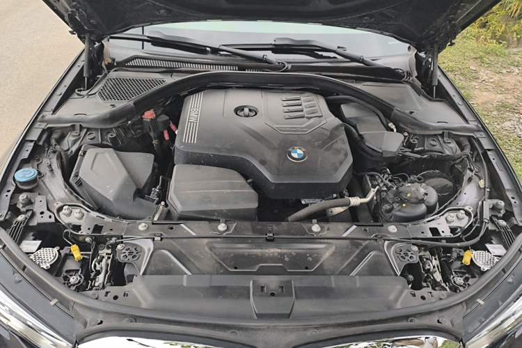 Used BMW 3 Series 2021 Restyled 325Li M Sport Package Engine Bay