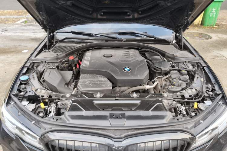 Used BMW 3 Series 2021 320Li M Sport Package Engine Bay