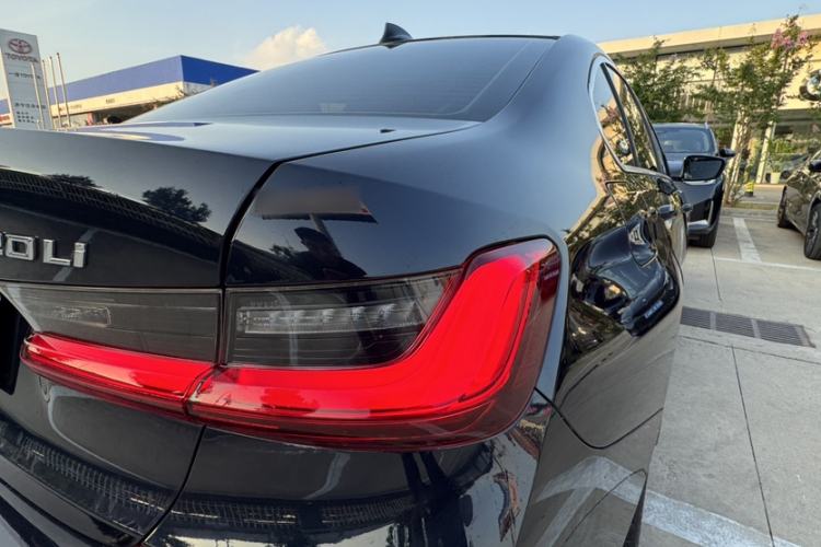 Used BMW 3 Series 2021 320Li M Sport Package Exterior 1