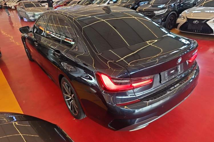 Used BMW 3 Series 2021 Restyled 325Li M Sport Package Exterior 2