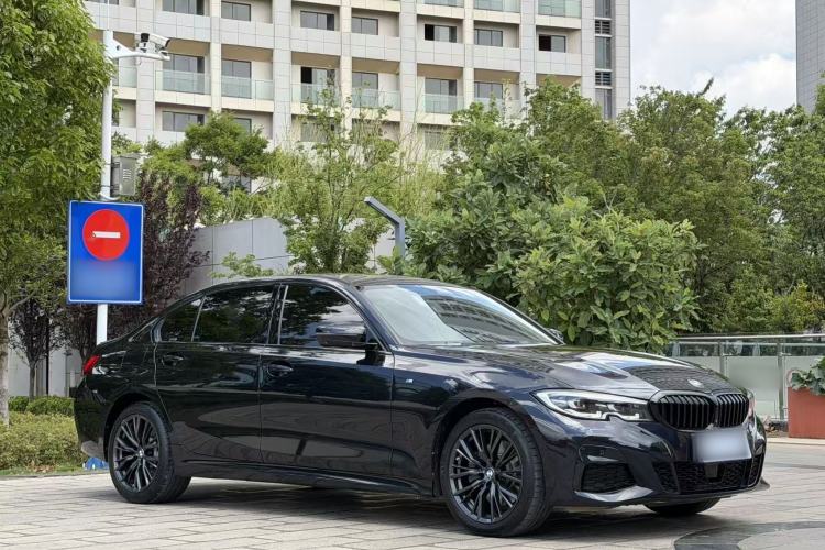 Used BMW 3 Series 2021 Second Facelift 330Li xDrive M Sport Night Edition Package Exterior 2