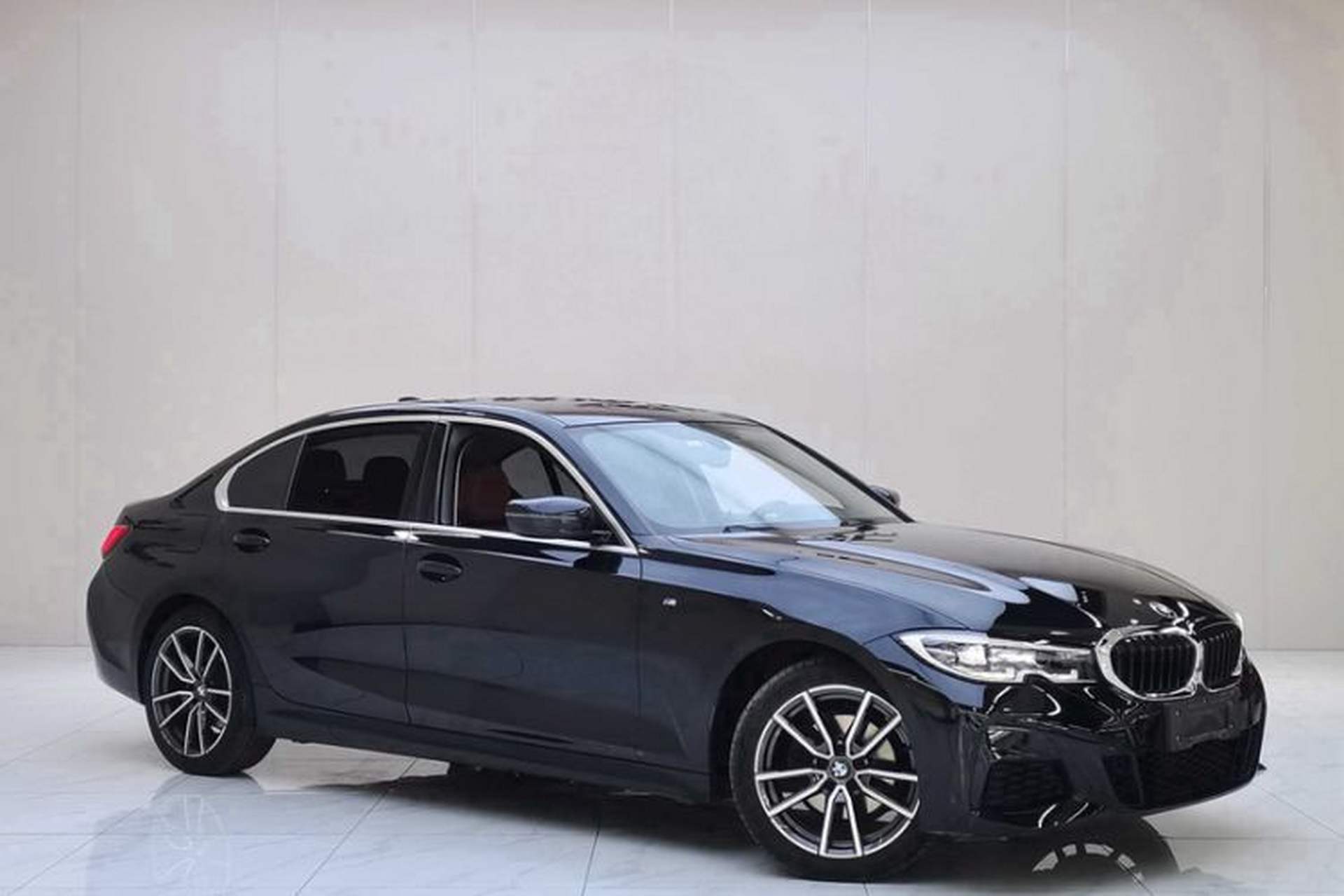 Used BMW 3 Series 2021 Facelifted 320Li M Sport Package Exterior 2