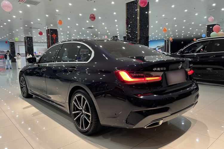Used BMW 3 Series 2021 Restyled 325Li M Sport Package Exterior 3