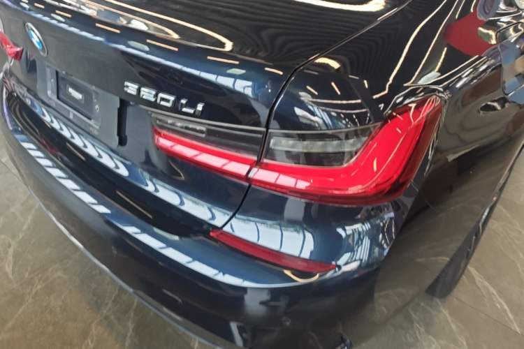 Used BMW 3 Series 2021 Facelifted 320Li M Sport Package Exterior 3