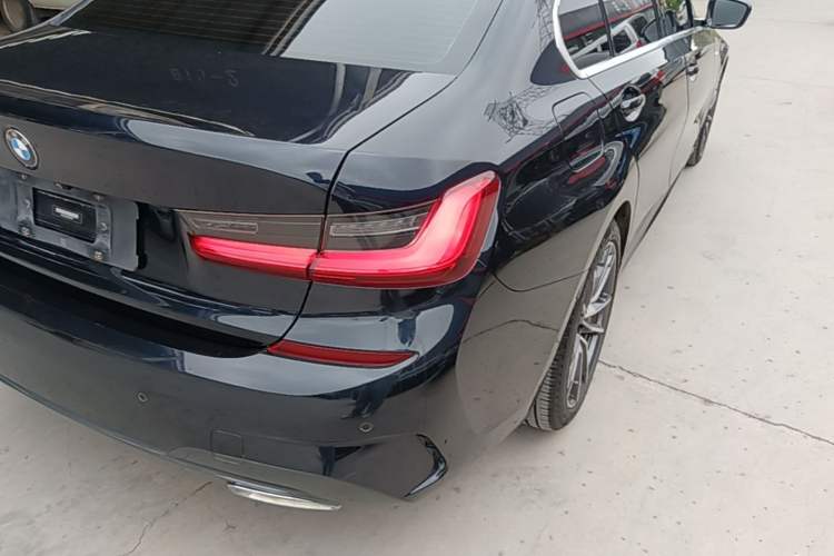 Used BMW 3 Series 2021 Facelifted 320Li M Sport Package Exterior 3