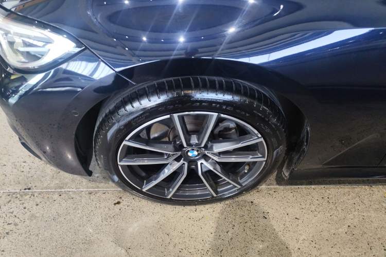 Used BMW 3 Series 2021 Second Facelift 325Li M Sport Package Exterior 4