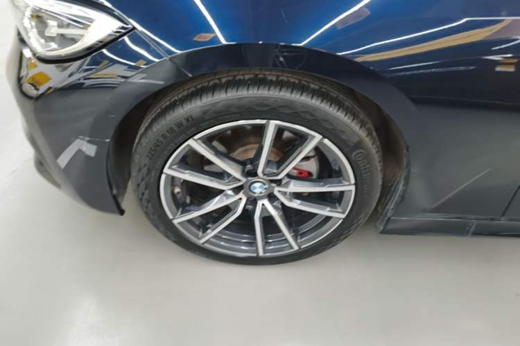 Used BMW 3 Series 2021 Restyled 325Li M Sport Package Exterior 4