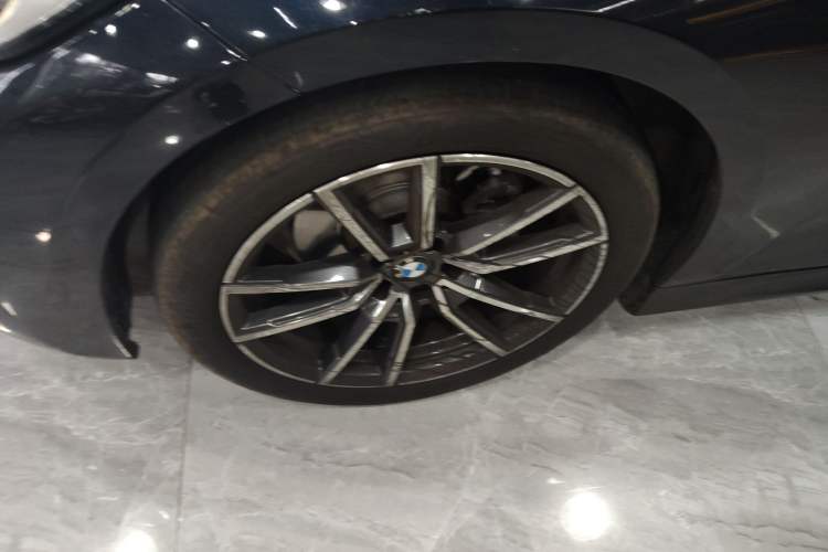 Used BMW 3 Series 2021 Facelifted 320Li M Sport Package Exterior 4