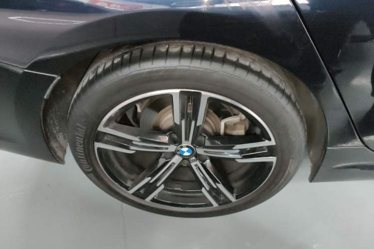 Used BMW 3 Series 2021 325i M Sport Package Exterior 5