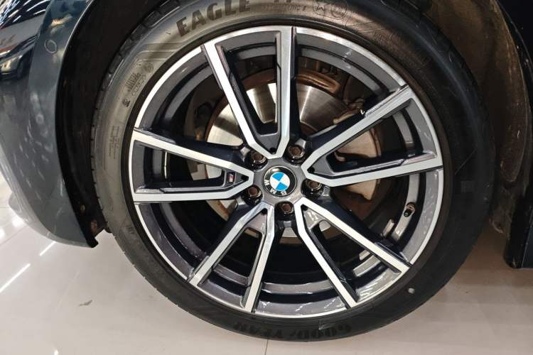 Used BMW 3 Series 2021 325Li M Sport Package Exterior 7