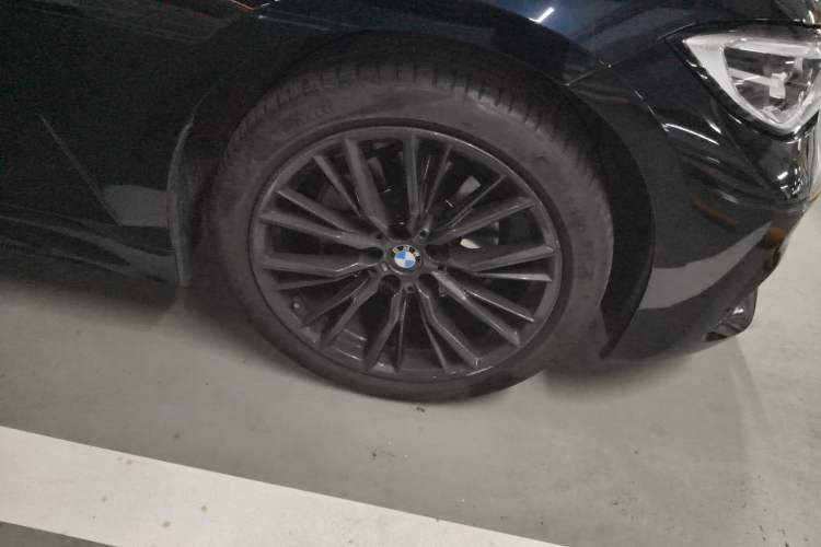 Used BMW 3 Series 2021 Restyled 325i M Sport Night Edition Package Exterior 7